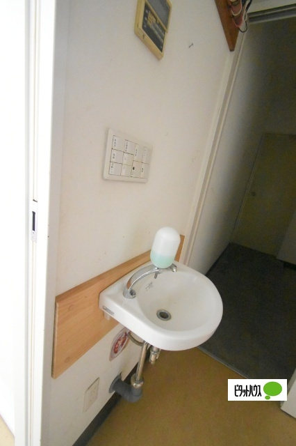 千代田町住居付貸店舗の内装
