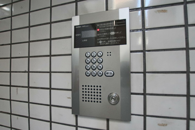 オートロック盤