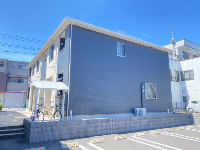 【外観】 | ラピスラズリ | 外観写真（昼）