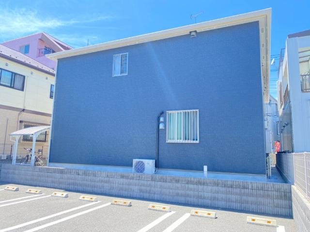 【外観】 | ラピスラズリ | 外観写真（昼）
