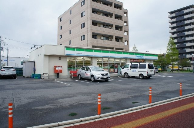 クラン　モラの周辺|ファミマ　浦和美園駅前店まで600m