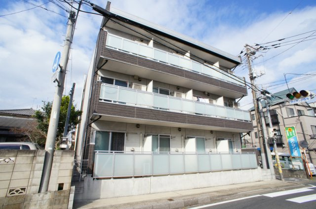 リブリ・船橋法典の外観