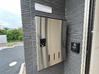 萩原町新築アパートのその他|宅配ボックス（イメージ）