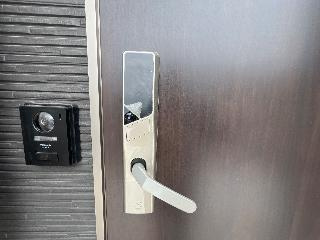 萩原町新築アパートの内装|電子キー（イメージ）