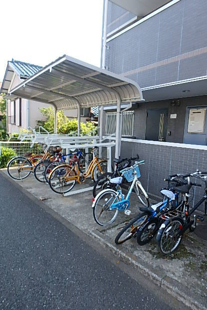 屋根付き駐輪場