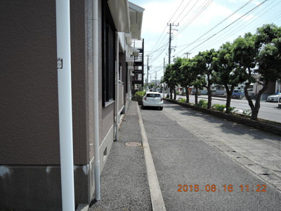 敷地内駐車場（有料・要空き確認）