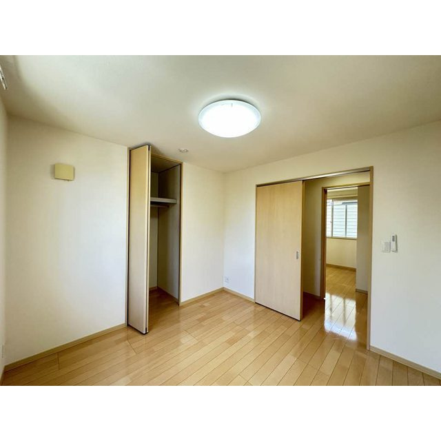 瑞穂市穂積のアパートの内装