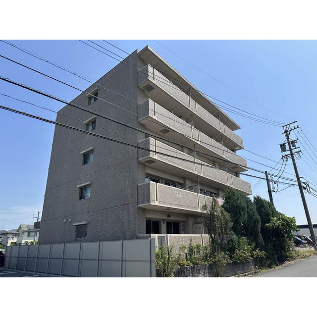 瑞穂市稲里の賃貸マンションの外観