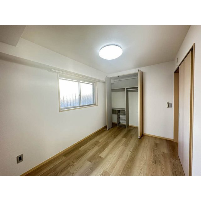 瑞穂市稲里の賃貸マンションの内装
