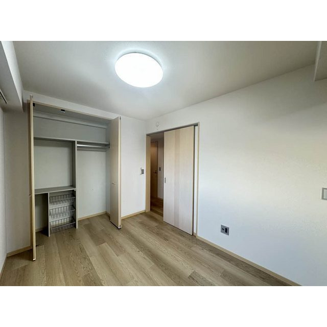 瑞穂市稲里の賃貸マンションの内装