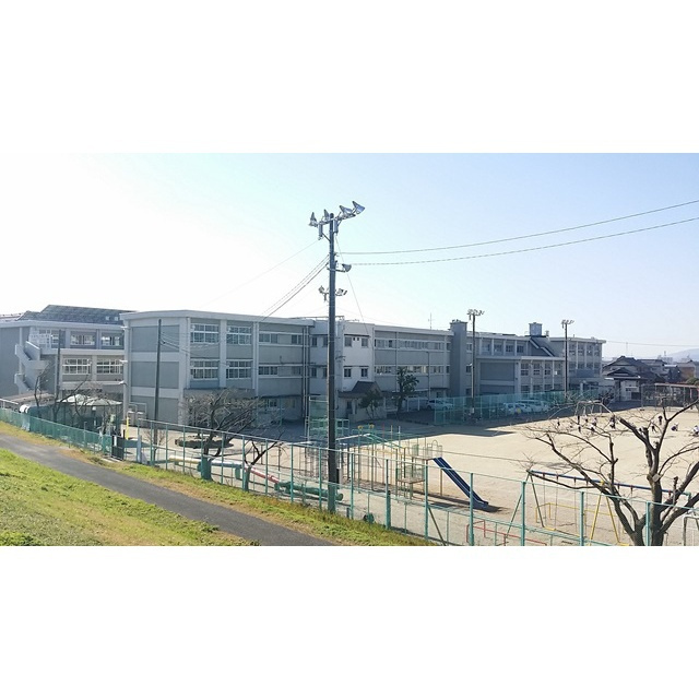 Ｉｍｐｅｒｉａｌ　Ｍａｉｓｏｎ　の周辺|河渡小学校