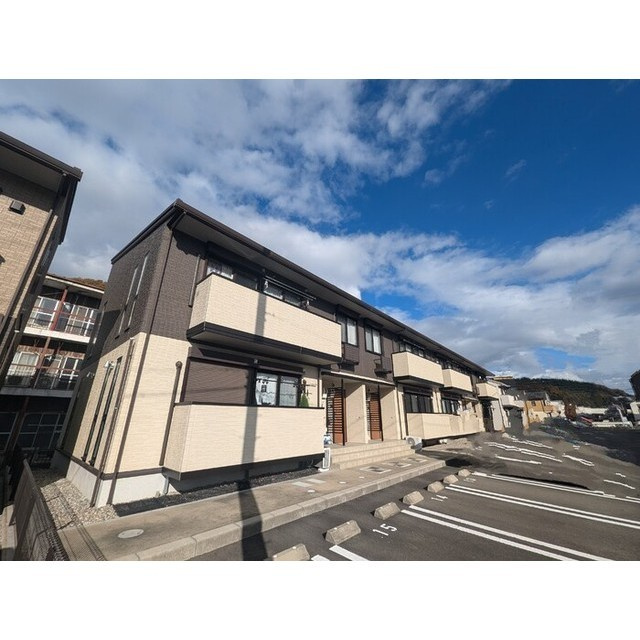 岐阜市月ノ会町１丁目のアパート