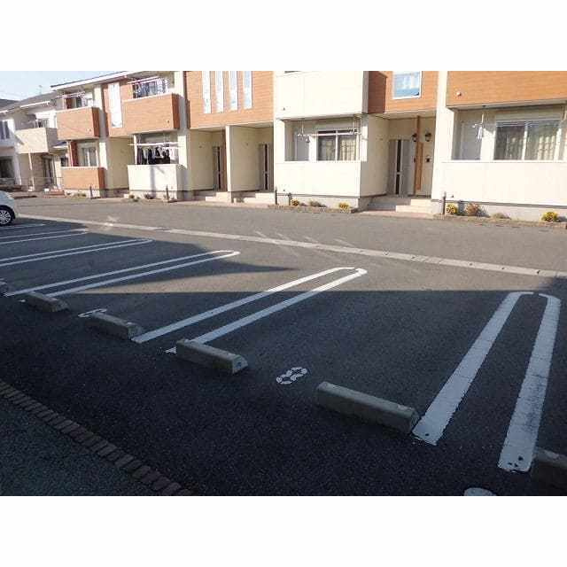 Ｗｉｎｄ　Ｆｕｔｕｒｅ　Ⅰの駐車場