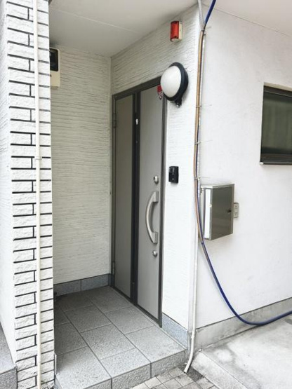 【玄関】 | レスピール矢部 | ぜひ現地および周辺環境をお確かめください。お問い合わせをお待ちしております。