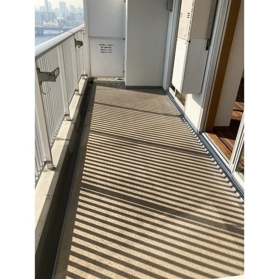 【バルコニー】