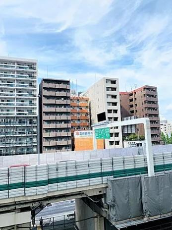 【バルコニー】