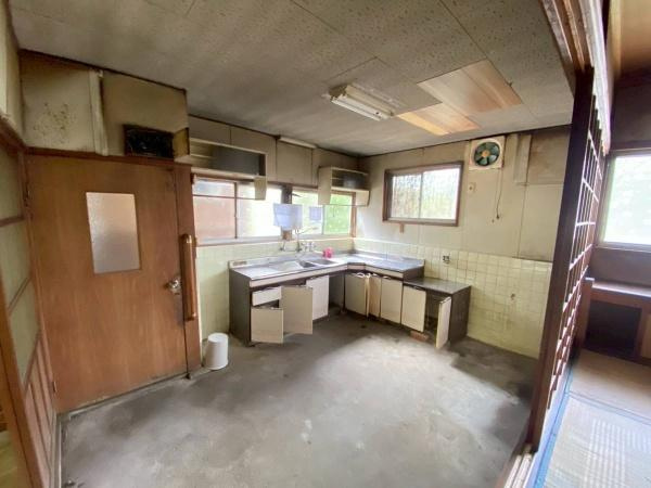 上鞆渕畑付き住居