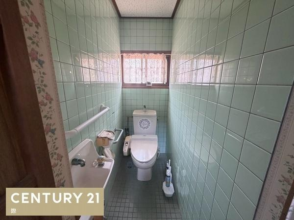 和歌山市加納　中古戸建のトイレ