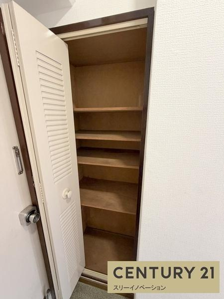 ポートヴィラメイセイの収納|★シューズクローゼット★