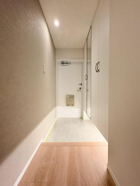 山手ガーデンハイツの玄関