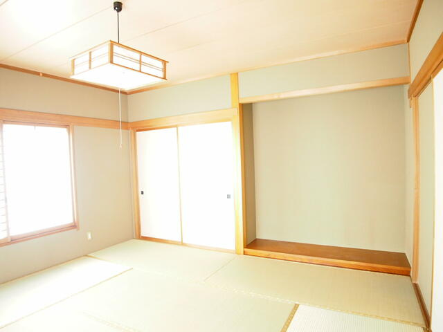 宇都宮市緑４丁目　4ＬＤＫ　中古住宅の和室