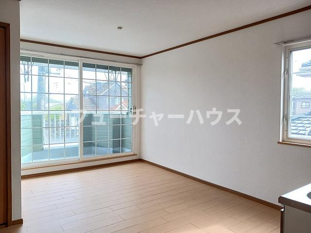 メゾンエクセルＡの居間・リビング