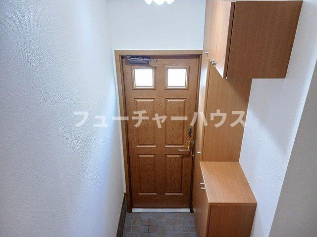 アルトイーガーＢの玄関|きれいな玄関です