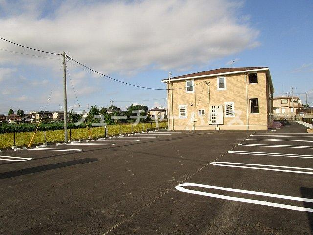 ヴィラ　Ｈ，Ｓの駐車場|駐車場があります