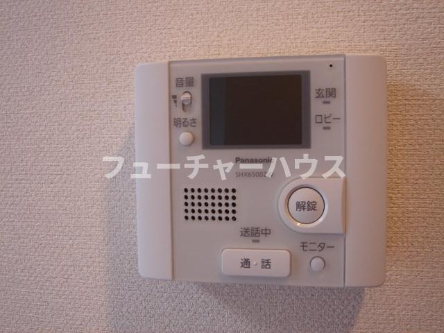 ベルメゾン三ノ町のセキュリティ|カメラ付インターホン
