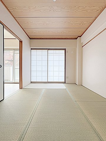 アメニティー大善の和室
