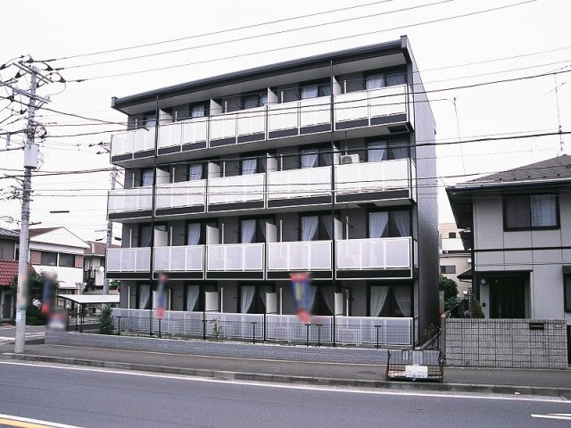 レオパレス氷川