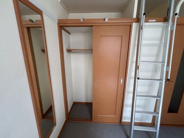 レオパレスハロー越谷の内装