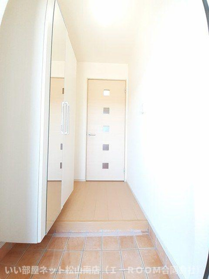 【玄関】 | フローリッシュ