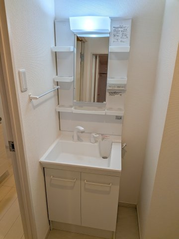 【独立洗面台】 | リブリ・リブラ | 生活に欠かせない独立洗面台です