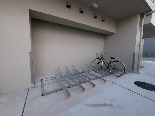 ベルウッド加島Ⅴの駐車場