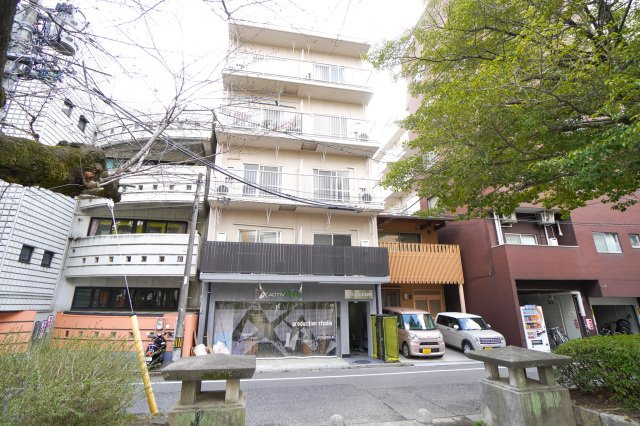 Fitsビル本川町の外観|きれいな外観です