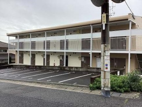 レオパレスサガタの外観|物件の外観です