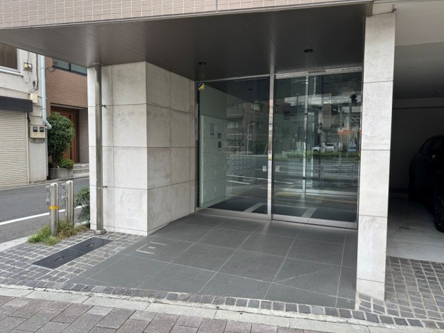 GENOVIA浅草蔵前skygardenのエントランス