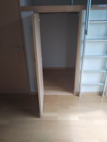 レオパレスＴＨＵＢＡＫＩのその他|収納