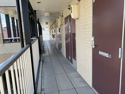 レオパレスクレール住吉のその他|2階廊下