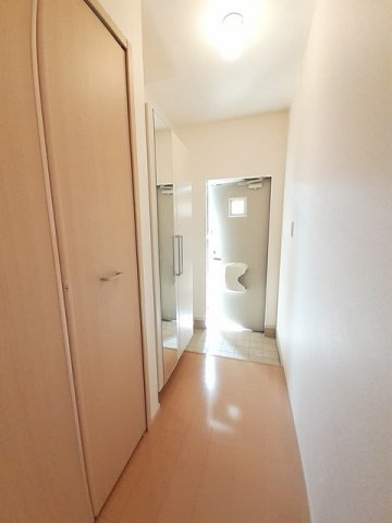 レガーメ　Ⅰの玄関|きれいな玄関です