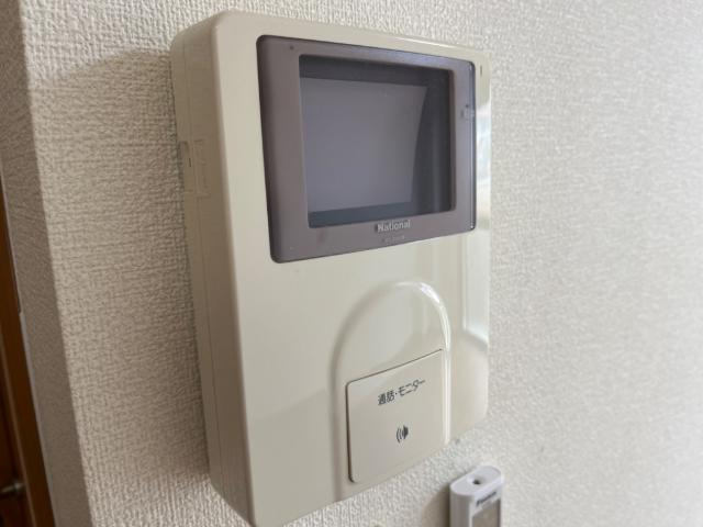 グラン・アムール弐番館の内装|カメラ付インターホン