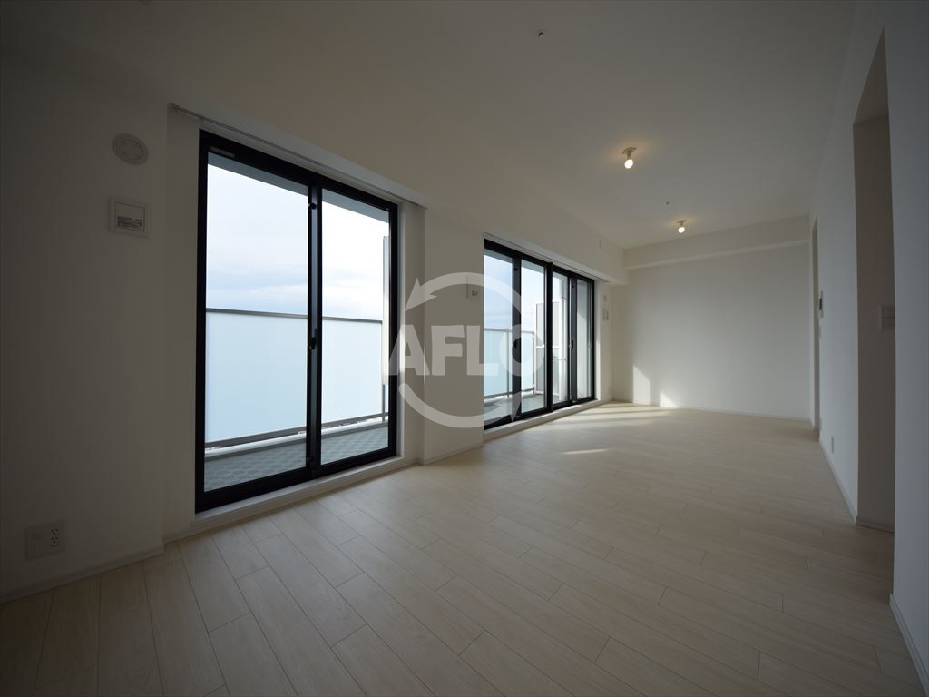 ブランズタワー御堂筋本町　開平小学校の居間・リビング|ブランズタワー御堂筋本町　リビング