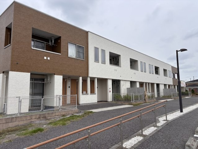 アヴァンセの外観