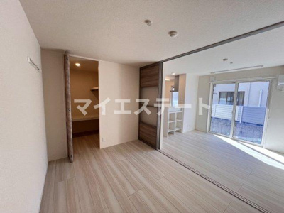 【寝室】 | エーデルハイム令和 | 別部屋写真