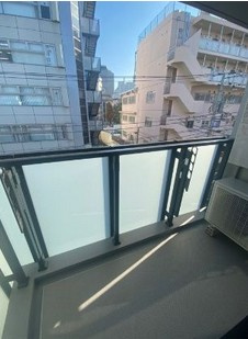 【バルコニー】