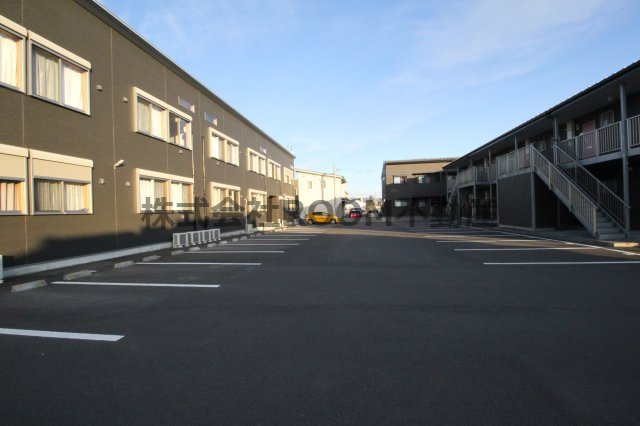 ルシエル吉尾の駐車場|駐車場があります