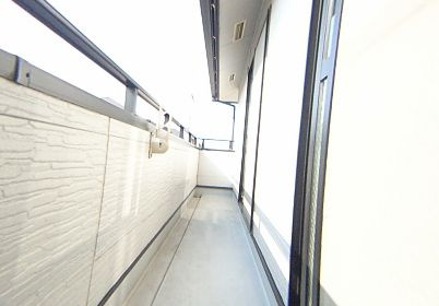 泉北郡忠岡町北出２丁目のハイツのバルコニー|外からの目が気にならないバルコニーで洗濯物が干せます