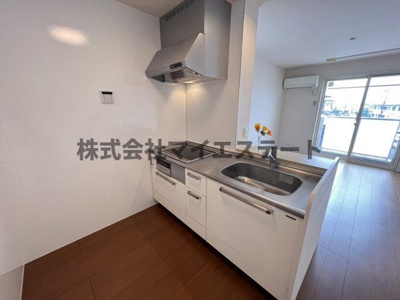 【キッチン】 | ライジングサンⅢ | 別部屋写真