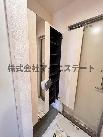 【玄関】 | ライジングサンⅢ | 別部屋写真